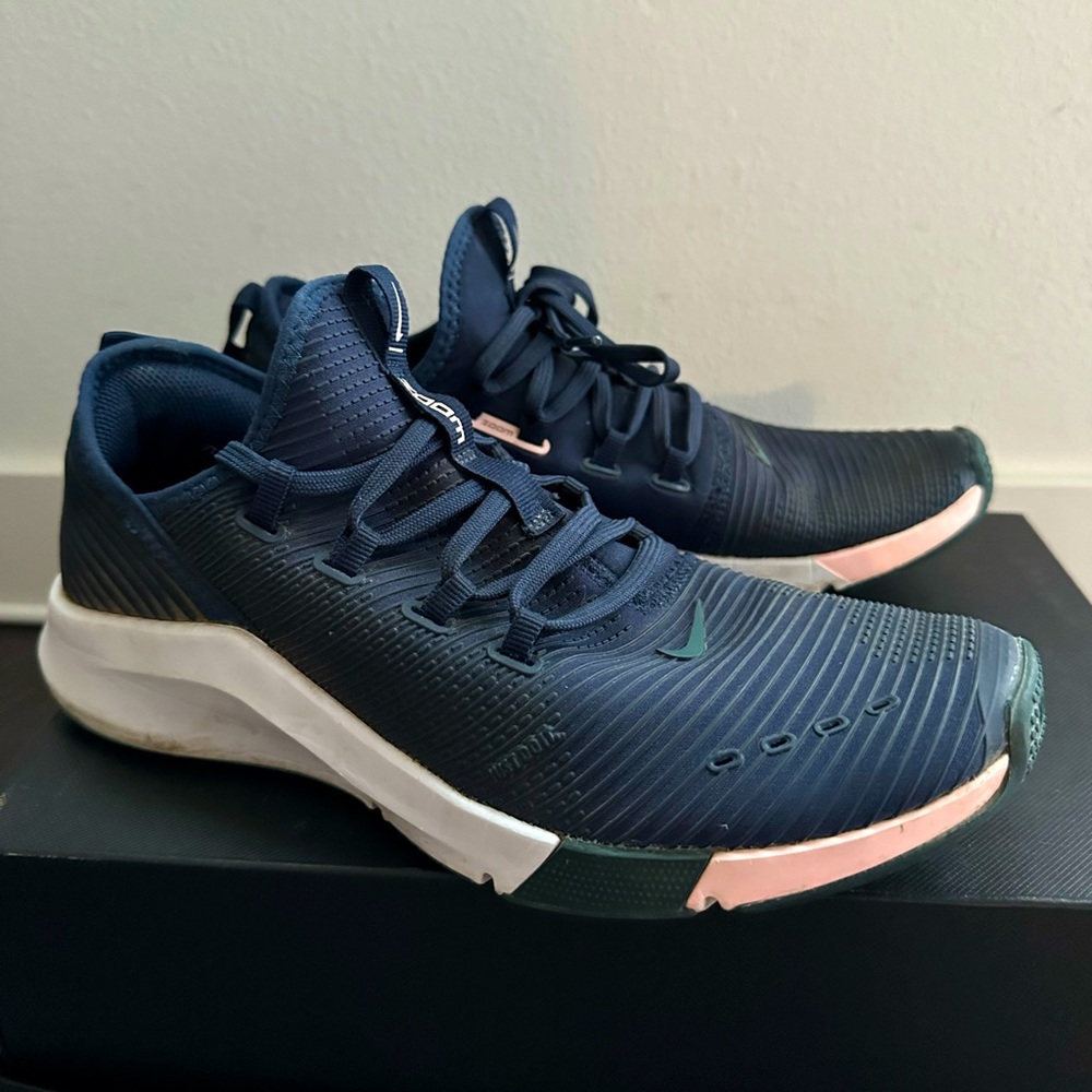 Nike Air Zoom Running Shoes US 7.5M